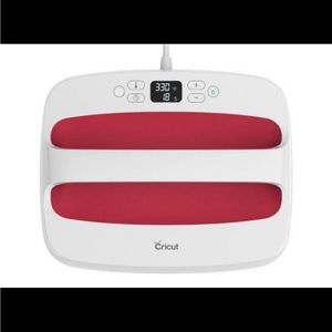 Cricut Easy Press 2 12x 10 Raspberry